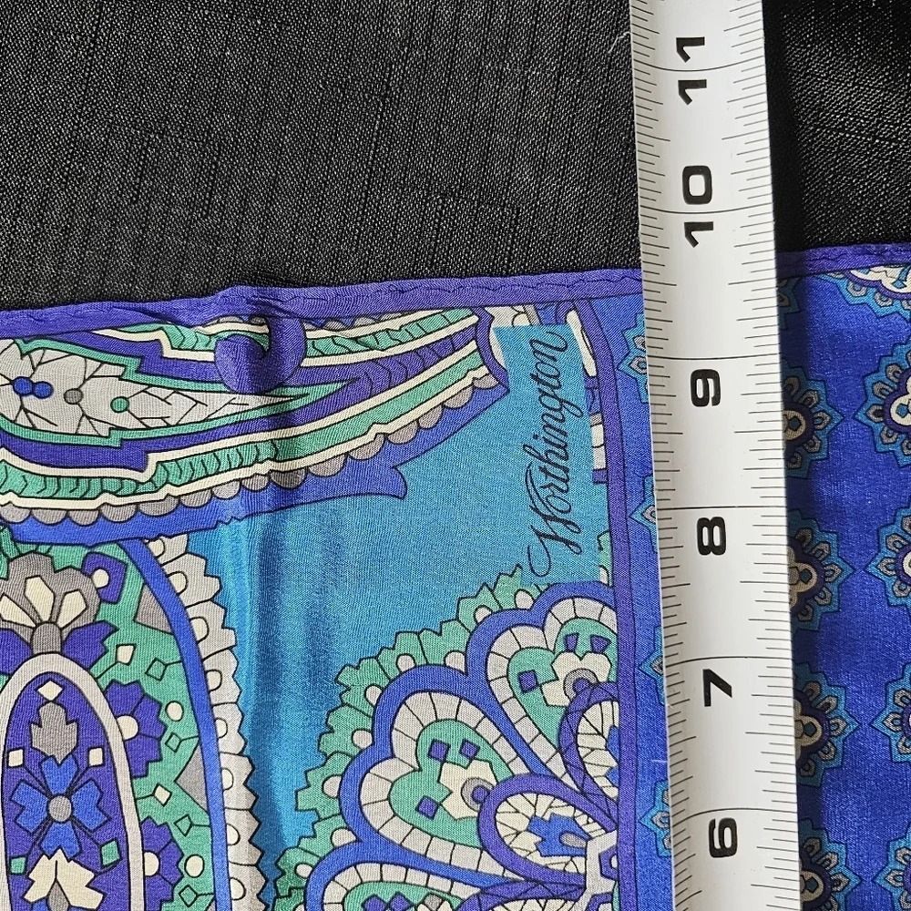 Worthington Vintage Scarf - Picture 2 of 3